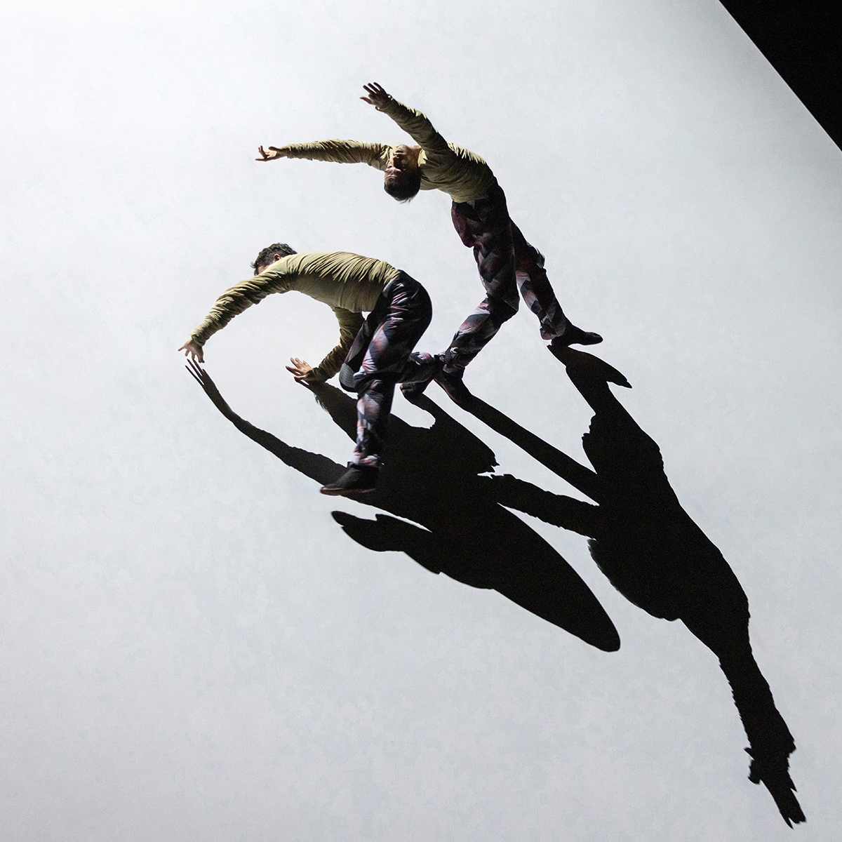GILLAROSH 『DANCE』 ◆ Vo DECAMERON NAOKI HiroQuest Anthem featuring #Avantgardey 🇯🇵 Edition